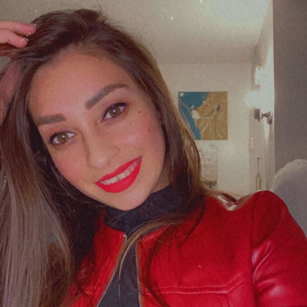 Meet your Posher, Gabriela
